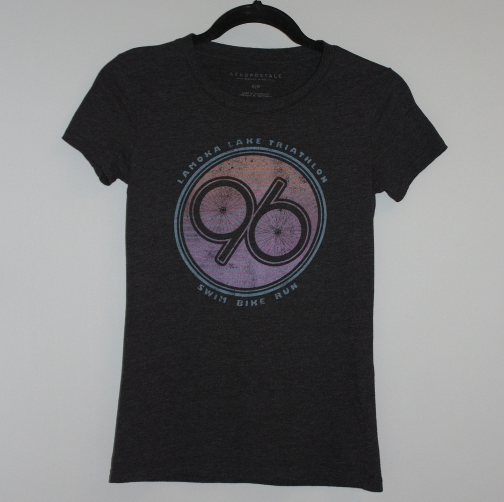 Aeropostale/ Gray Graphic T-Shirt Small